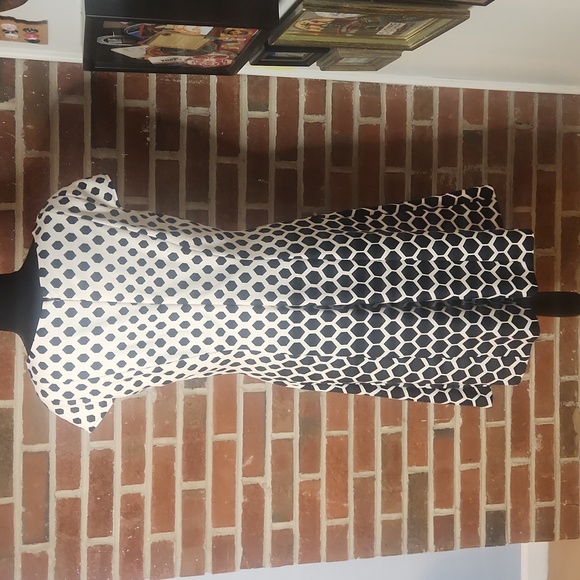 Tahari Arthur S Levine geometric print dress, size 10 - Picture 3 of 5